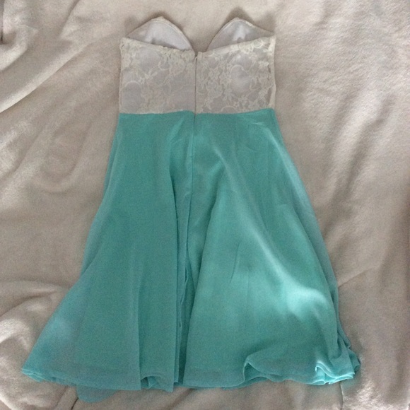 Tobi Tia Strapless Dress - XS - Picture 3 of 3